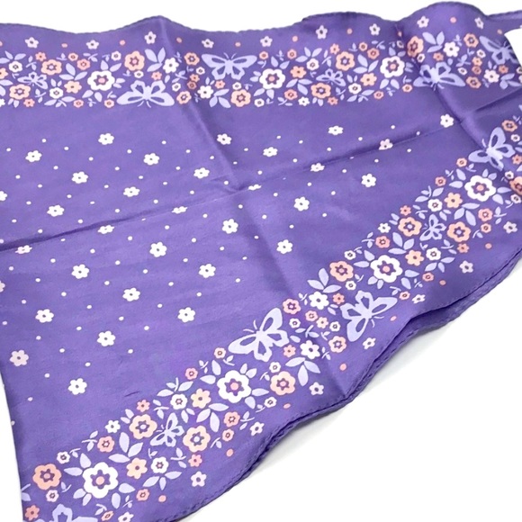 COACH Floral Butterfly Silk Diamond Navy Blue Scarf NEW - Picture 4 of 4